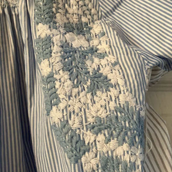 Mi Golindrina hand embroidered dress. - Picture 6 of 8